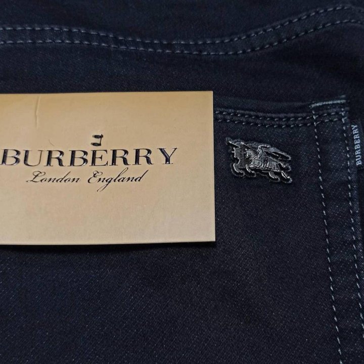 Джинсы Burberry