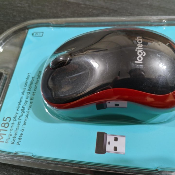 Новая в упаковке беспроводная мышь Logitech M185