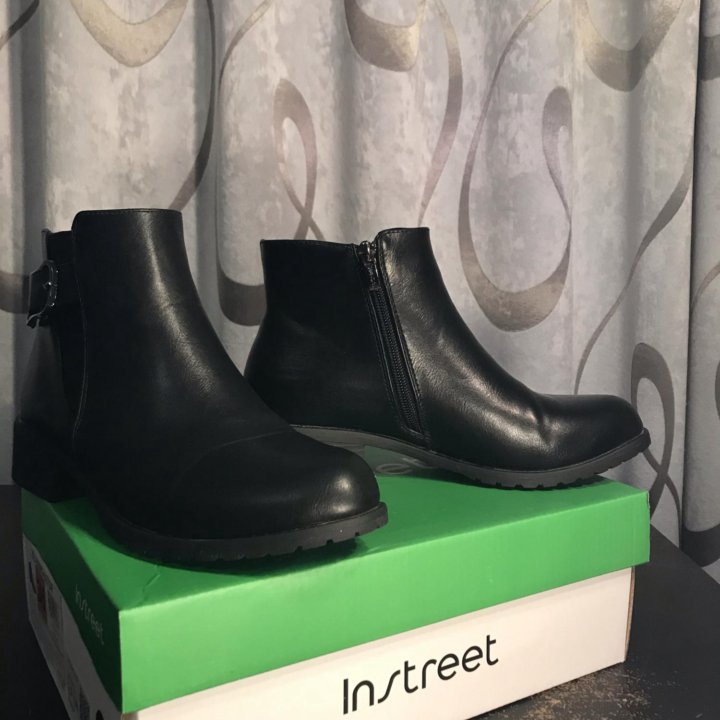 Ботинки женские