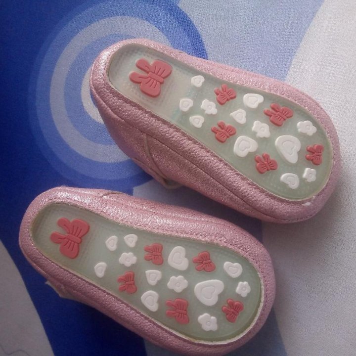 Обувь детская ( для девочки )