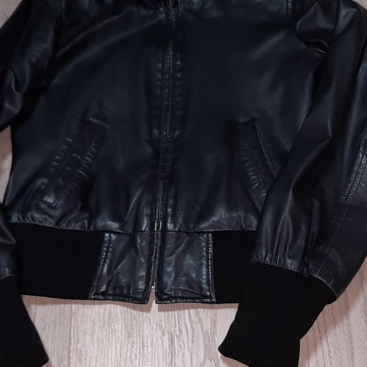 Куртка кожаная