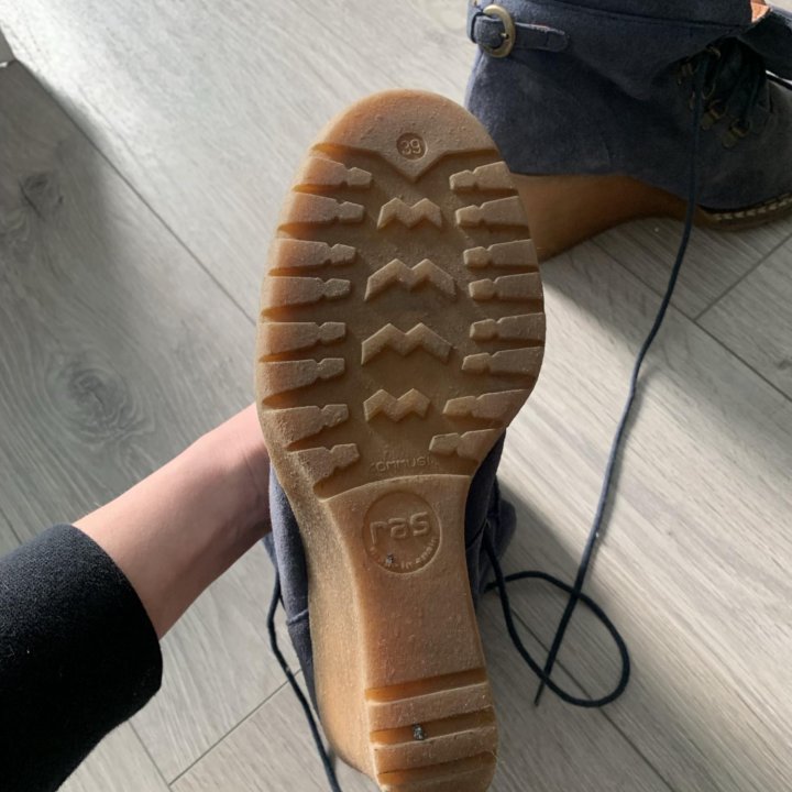 Ботинки rad синие замша