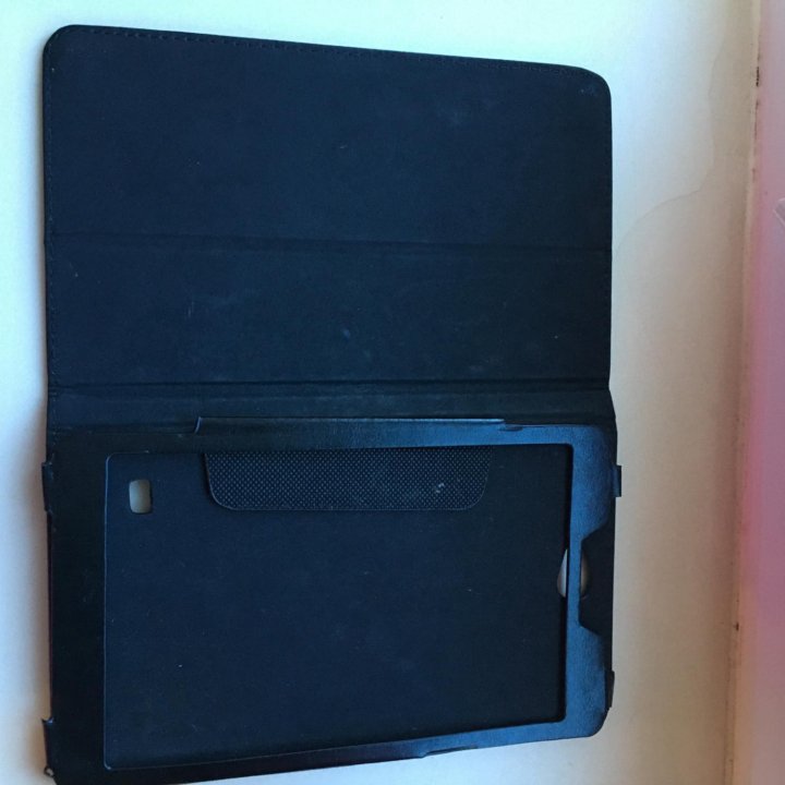 Чехол на планшет