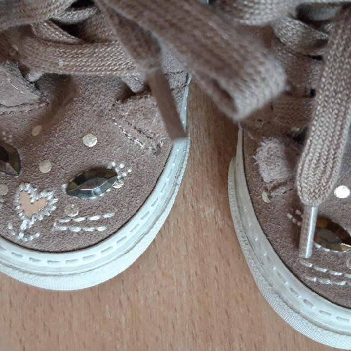 Кеды для девочки