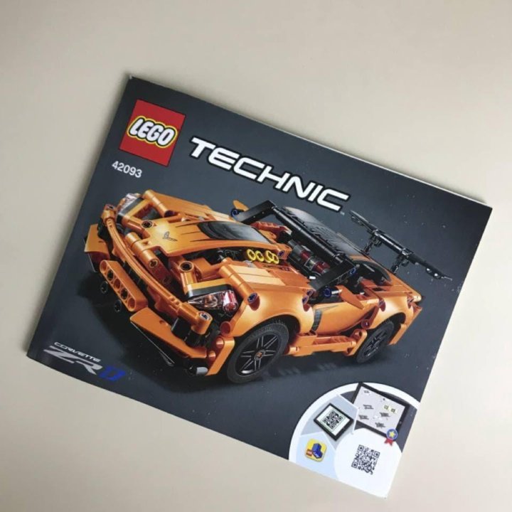 Конструктор Lego Technic Chevrolet Corvette ZR1 42