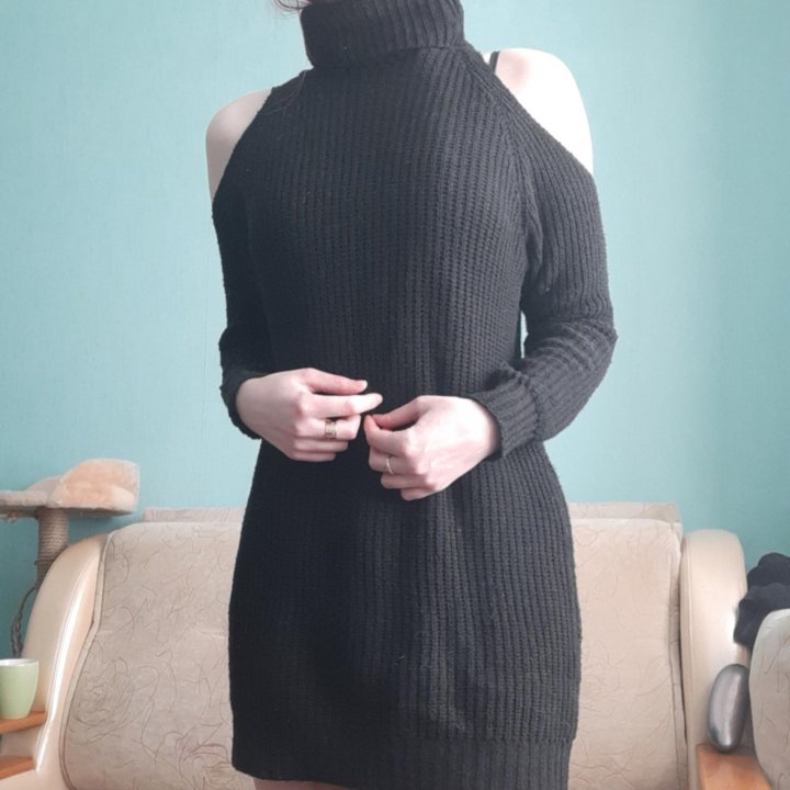 Женское платье-свитер