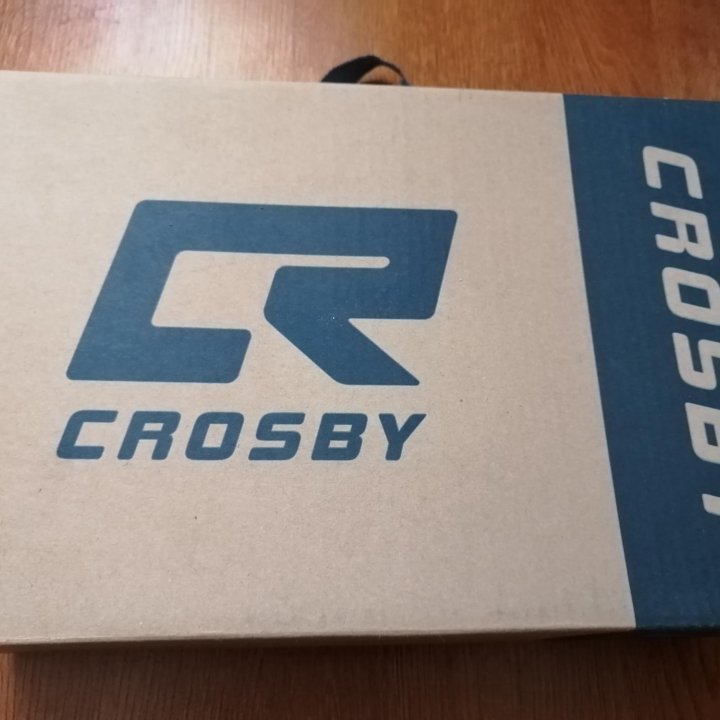 Кроссовки crosby