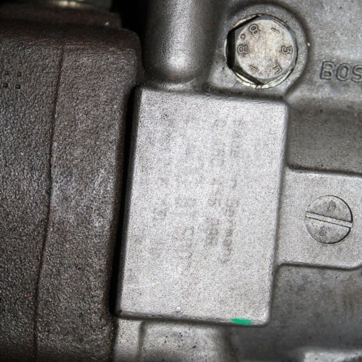 ТНВД Bosch 0460415999 046130108A AUDI A6 2.5 AAT