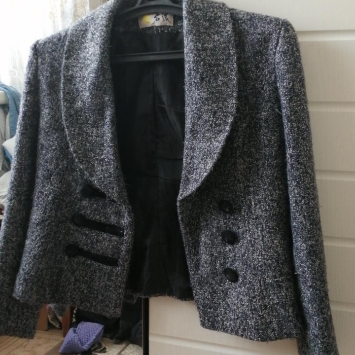 Женский пиджак