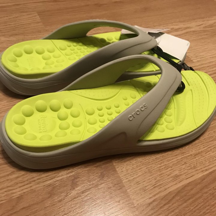 Шлепанцы Crocs Reviva Flip 48