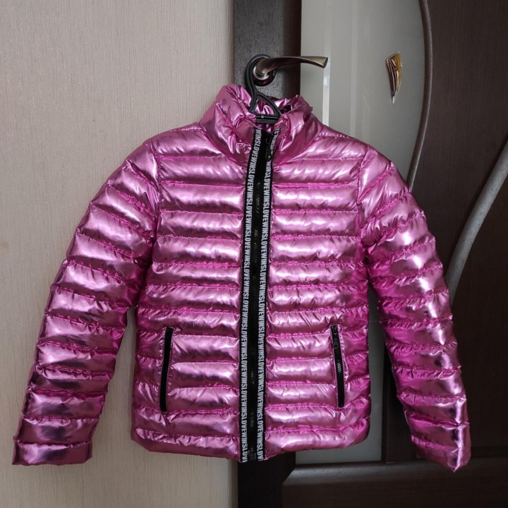 Новая куртка TRENDYOL Турция размер 42-44