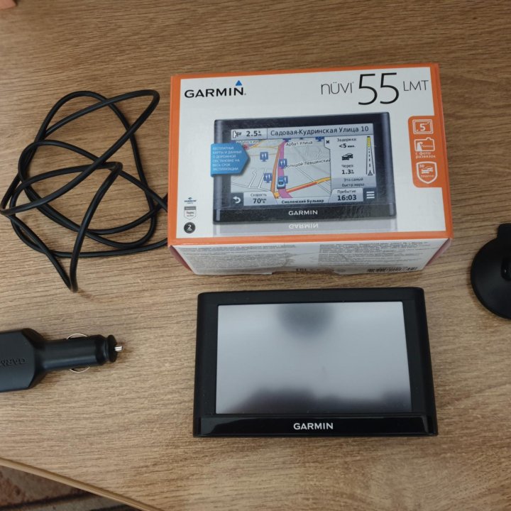 Навигатор Garmin Nuvi 55 LMT