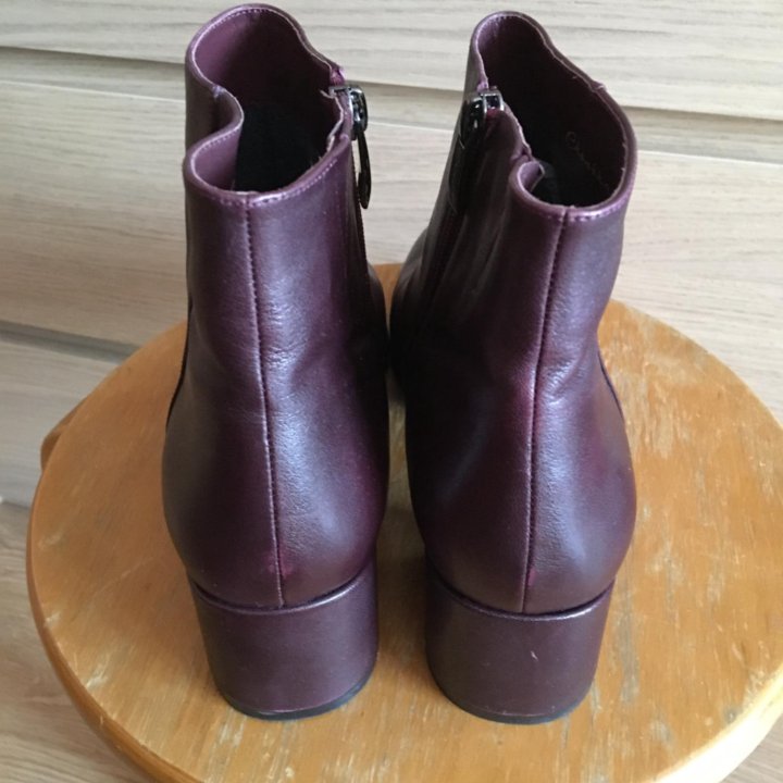 Ботинки кожаные новые