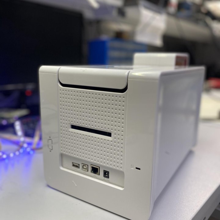 Принтер пластиковых карт