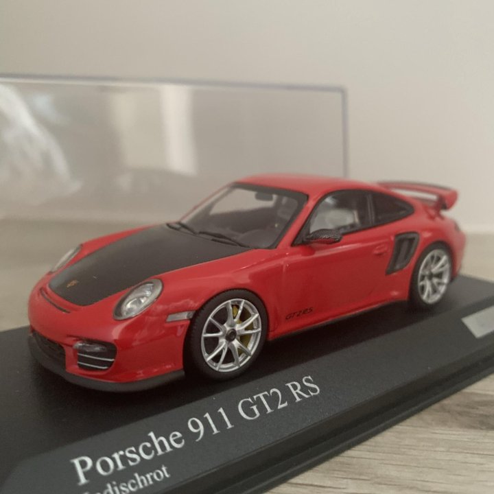 Porsche 991 (997 II) GT2 RS 2010 (масштаб 1:43)