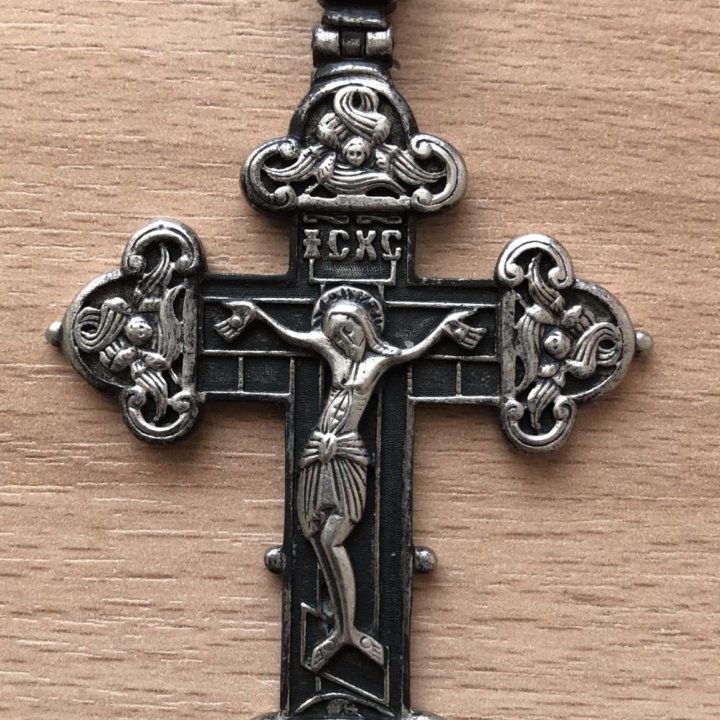 Крест серебряный, 23гр, новый. 5 см.