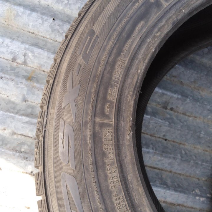 225 /60 R16