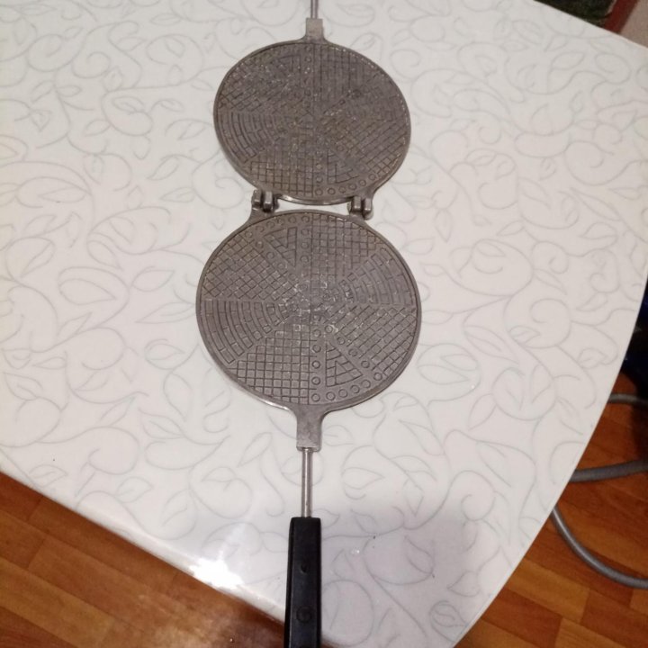 Вафельница