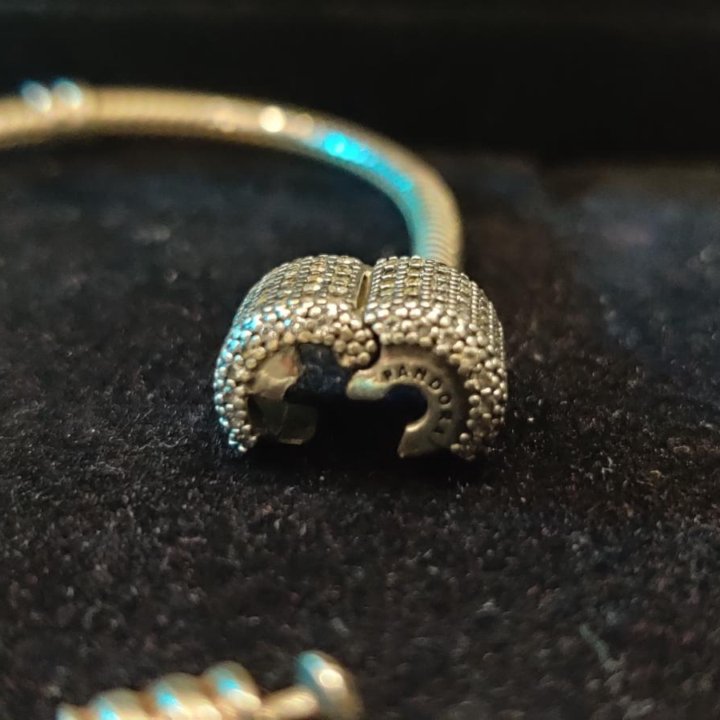 Браслет Pandora