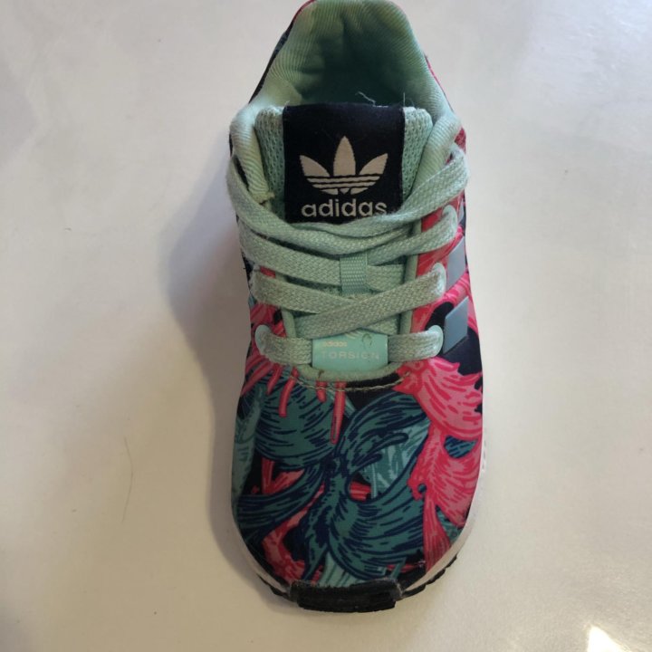 Кроссовки Adidas