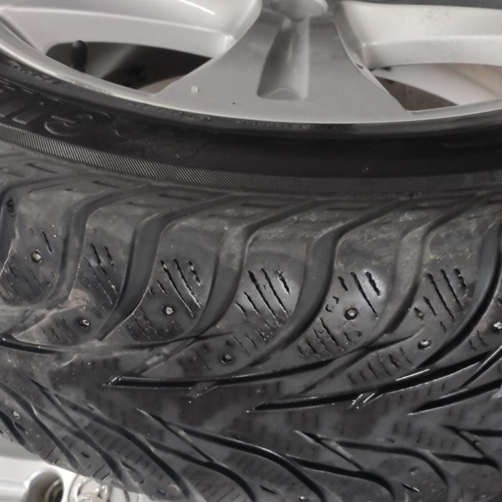 Колеса на Тойоту 245/55 R19