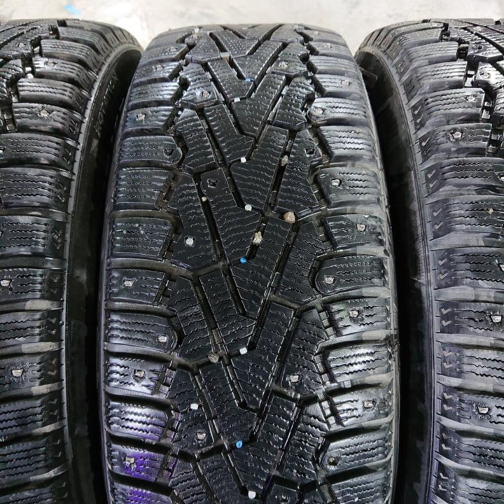 Зимние шины PIRELLI Ice Zero 215/65 16