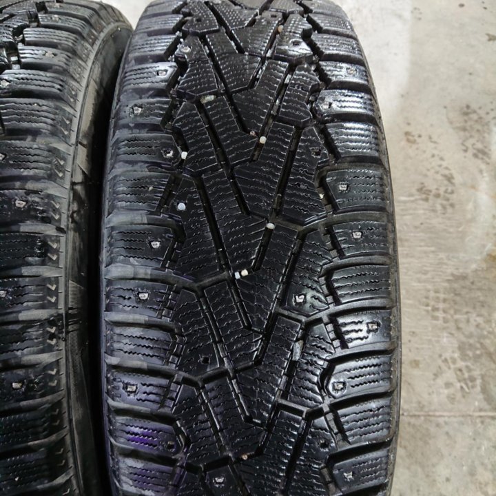 Зимние шины PIRELLI Ice Zero 215/65 16