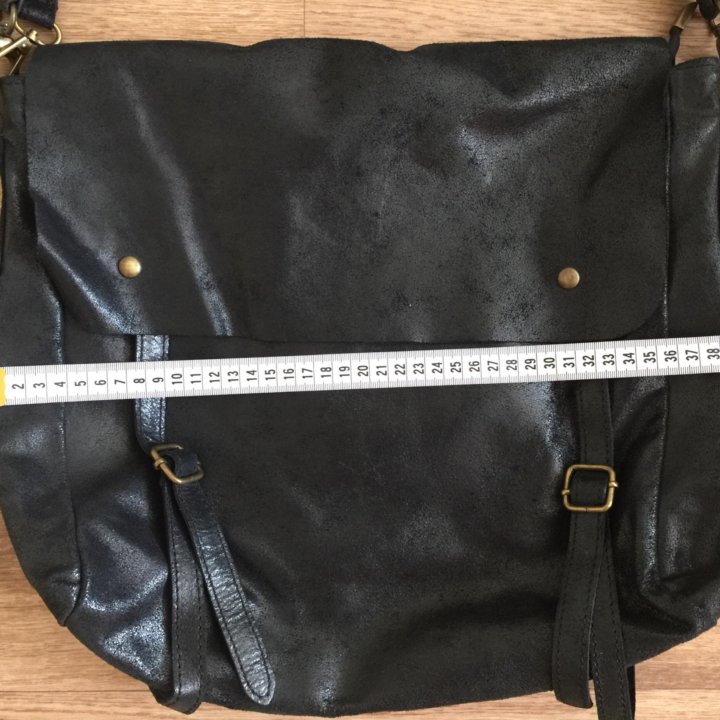 Сумка кожаная