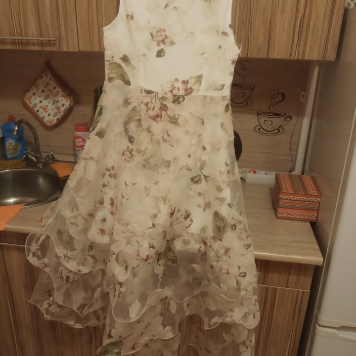 Шикарное платье