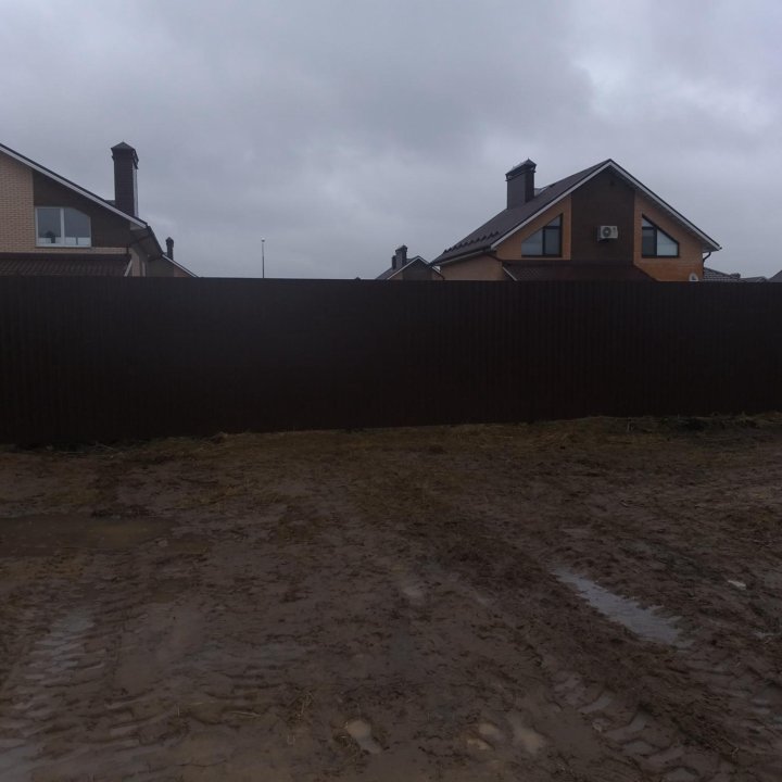 Забор из профлиста высота 2,3 метра.