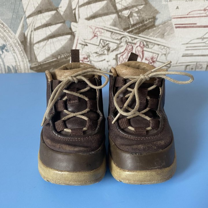 Демисезонные ботинки