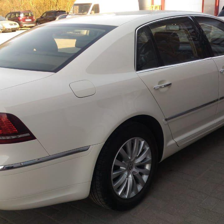 Volkswagen Phaeton, 2013