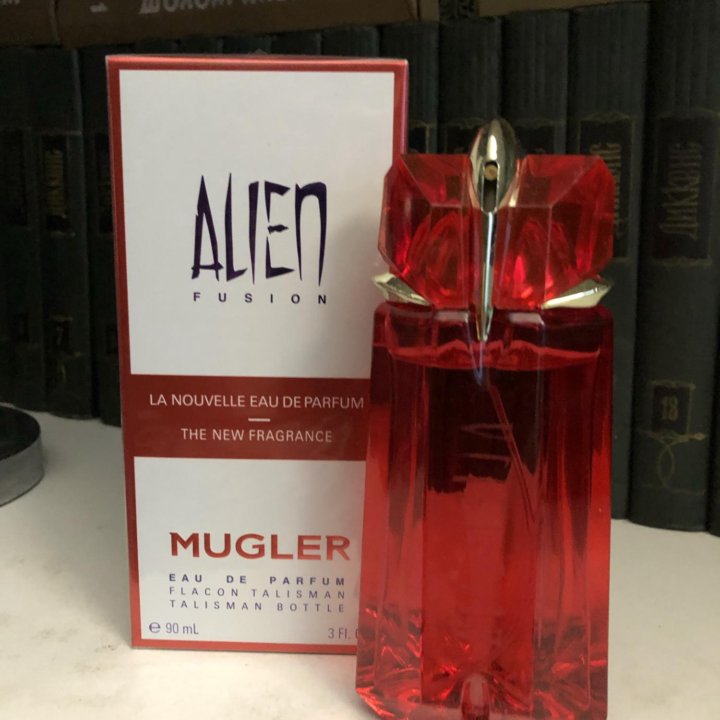 Alien fusion Mugler