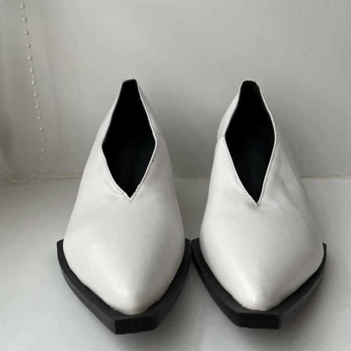 Туфли белые новые