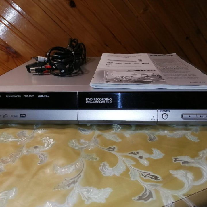 DVD рекордер DMR-ES20