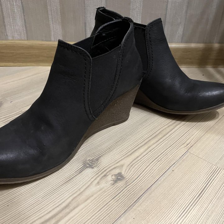 Полуботинки 38 размера