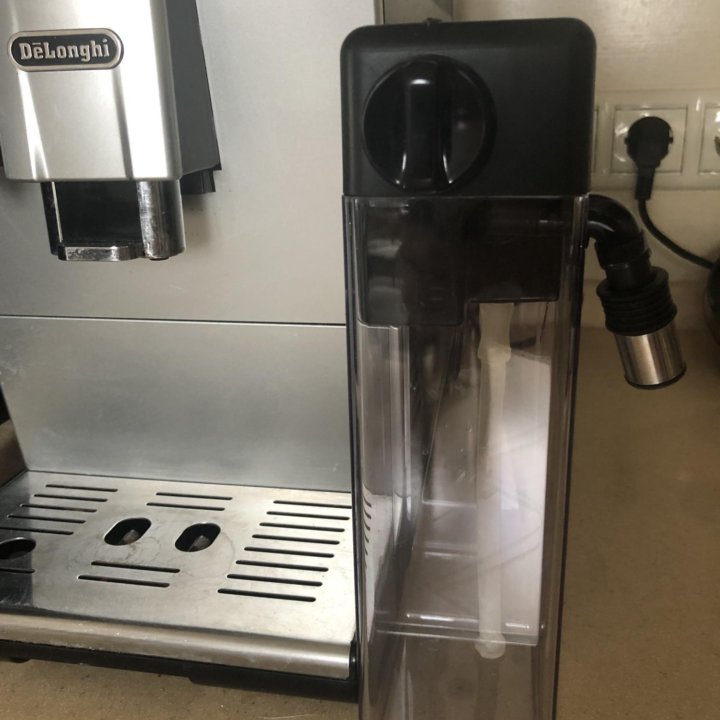 Кофемашина Delonghi Autentica Capuchino