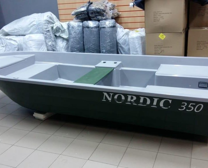 Пластиковая лодка NORDIC 350