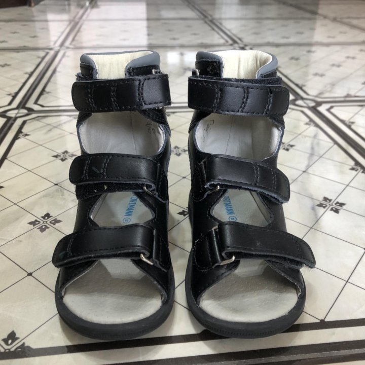 Ортопедические сандали ORTMANN