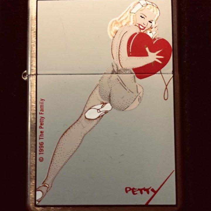 Zippo Petty Girl Lighter 204BPG 412 heart