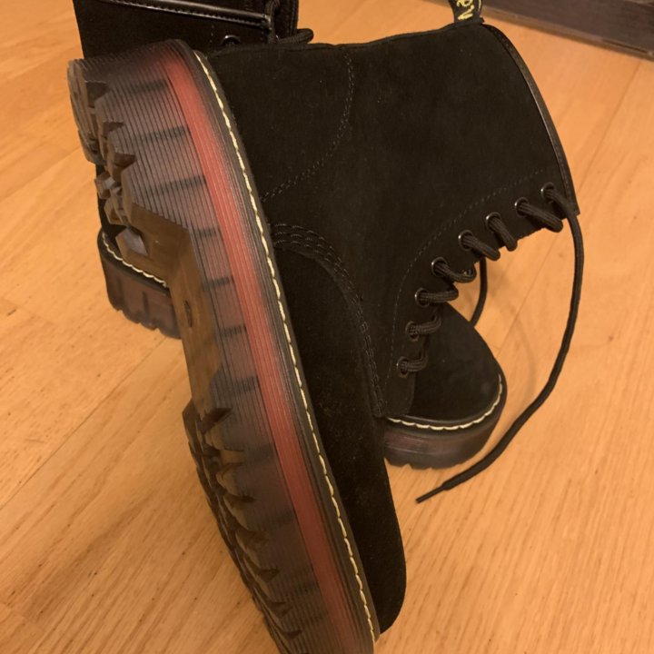 Ботинки мартины