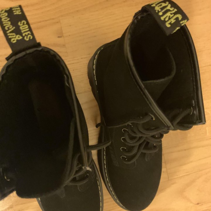 Ботинки мартины