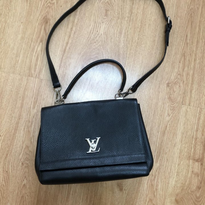 Сумка Louis Vuitton реплика