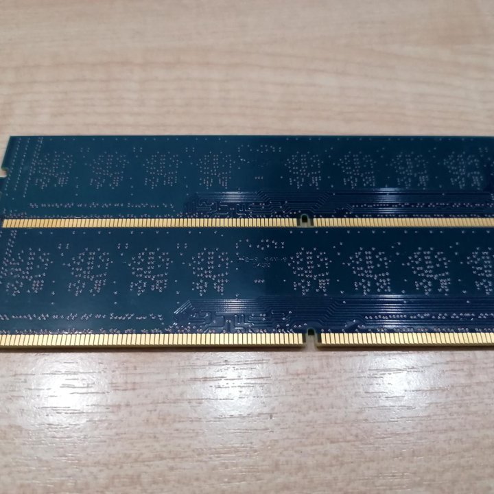 Kingston 8Гб (2x4Гб) DDR3 PC3L-12800 1600 MHz