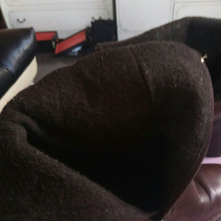 Полусапожки.