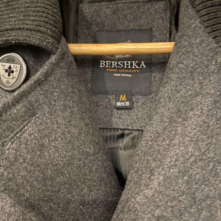 Мужское пальто Bershka M