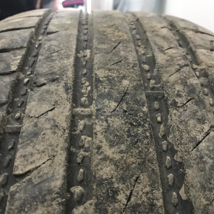 Шины летние 285/60 R18 2 шт