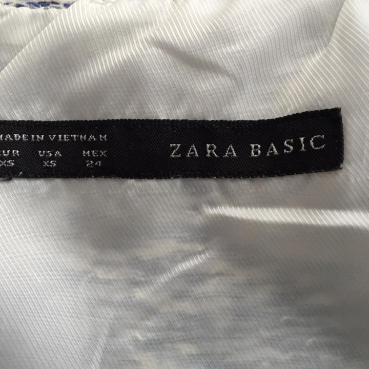 Платье Zara размер XS