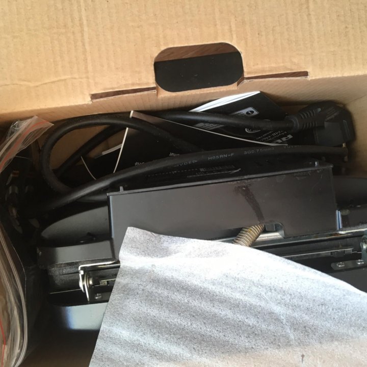 Мультипекарь Redmond