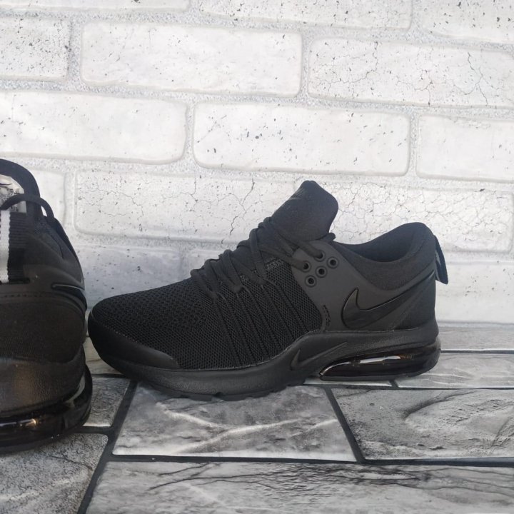 Кроссовки Nike Presto черные р6